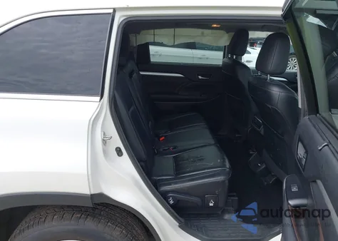 2016 Toyota Highlander Xle V6 z USA, uszkodzony, nr VIN 5TDJKRFH2GS232025